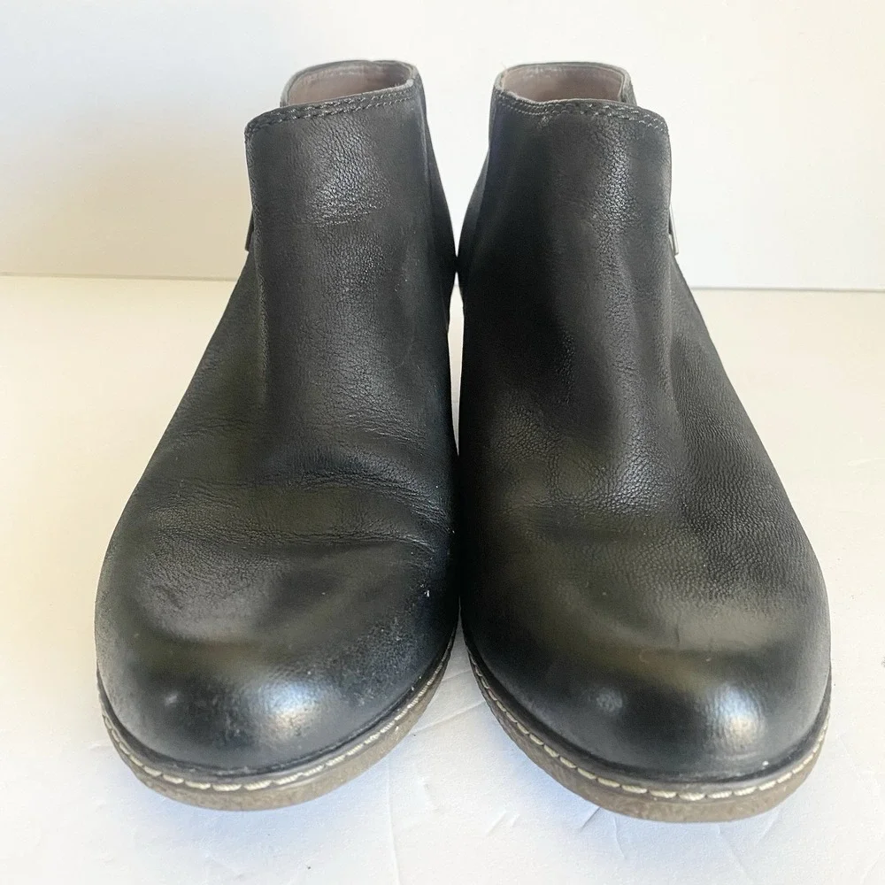 Dansko Leyla Black Women 38 US 7.5 8 Leather Ankle Boots Hidden Wedge Side Zip - Picture 4 of 11